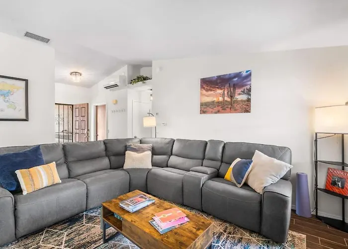 Holiday home Cozy & Pet Friendly & Peloton *